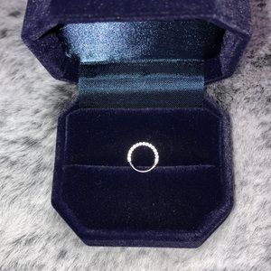 NWOT🏷SMALL Studded Septum/Helix/Daith Ring